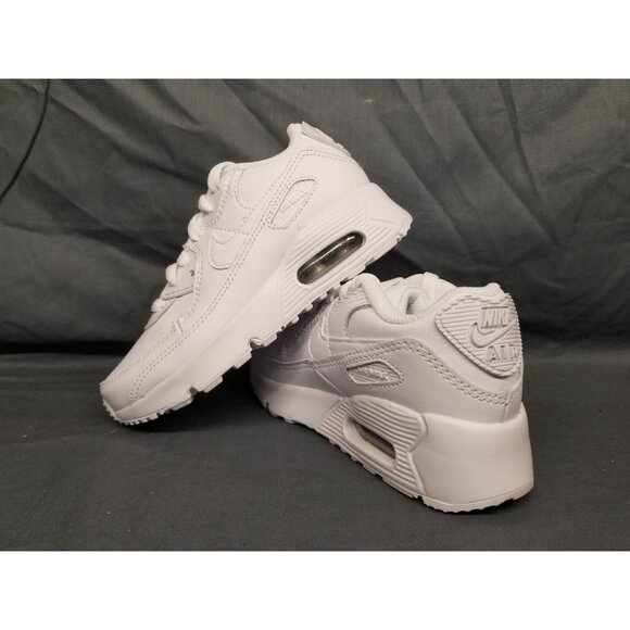 Nike Boys Air Max 90 (GS) Sneakers Leather Triple White Size 5 NEW IN BOX! - Picture 6 of 9